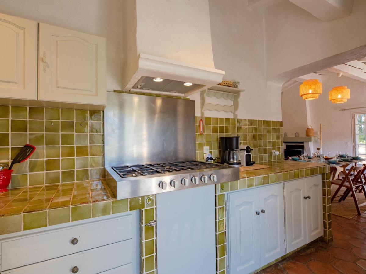 Holiday Home Les Agasses By Interhome Sainte-Maxime Exterior photo